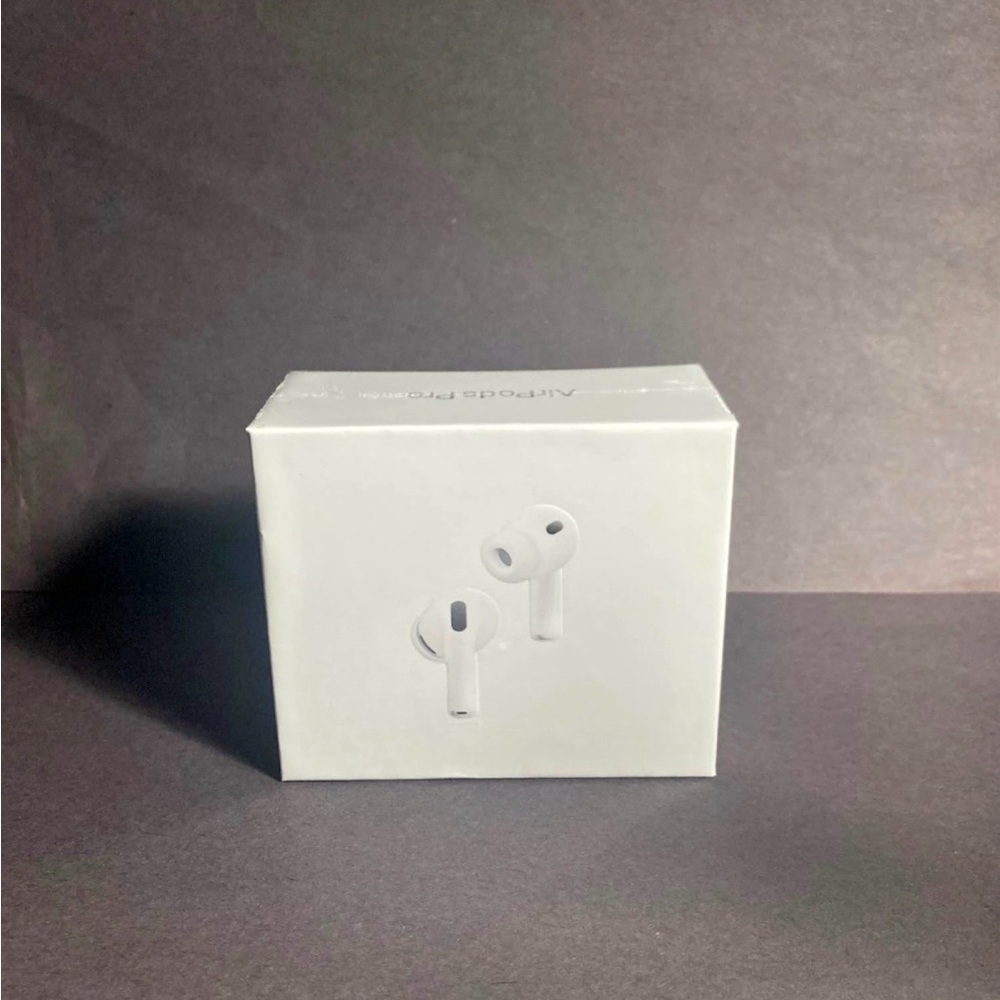 Apple AirPods Pro 3 ANC with Charging Case and Extra Ear Pieces